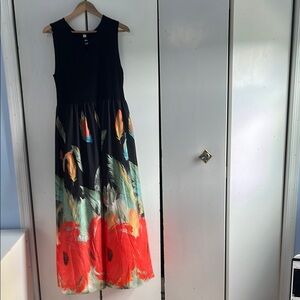 Black and Blue Sleeveless Maxi Sundress